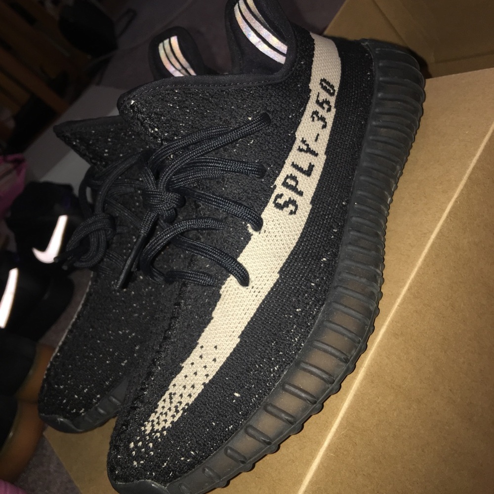 Yeezy Oreos V2 size 6 men’s
